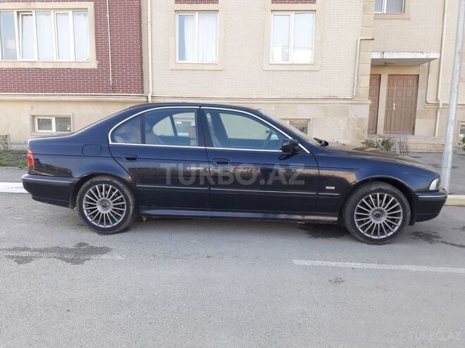 BMW 528 1999, 218,000 km - 2.8 l - Bakı