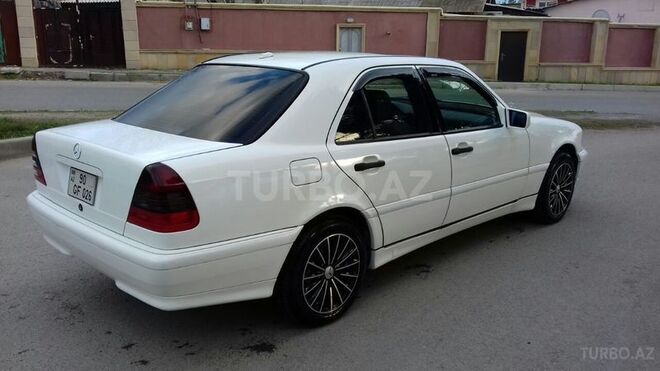 Mercedes C 230 1999, 200,000 km - 2.3 l - Bakı