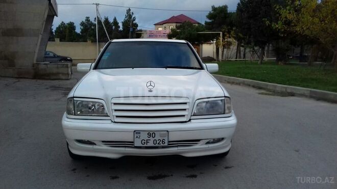 Mercedes C 230 1999, 200,000 km - 2.3 l - Bakı
