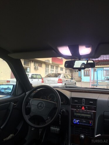 Mercedes C 280 1997, 2,300,000 km - 2.8 л - Bakı