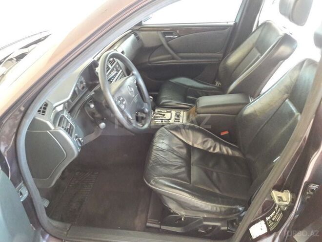 Mercedes E 270 2001, 204,000 km - 2.7 l - Bakı