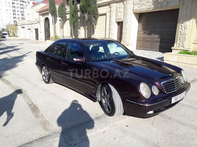 Mercedes E 270 2001, 204,000 km - 2.7 l - Bakı