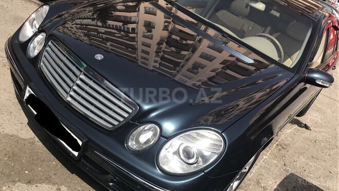 Mercedes E 320 2002, 249,000 km - 3.2 l - Bakı