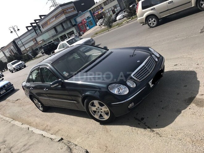 Mercedes E 320 2002, 249,000 km - 3.2 l - Bakı