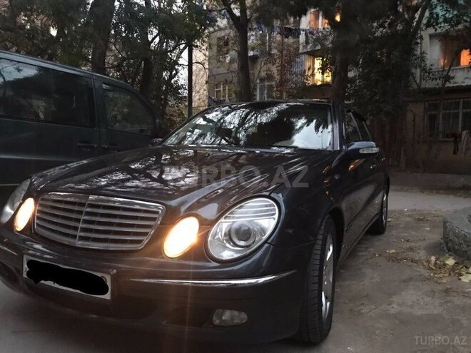 Mercedes E 320 2002, 249,000 km - 3.2 l - Bakı