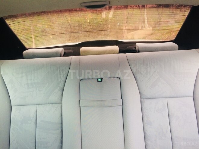 Mercedes E 240 1998, 202,045 km - 2.4 l - Biləsuvar