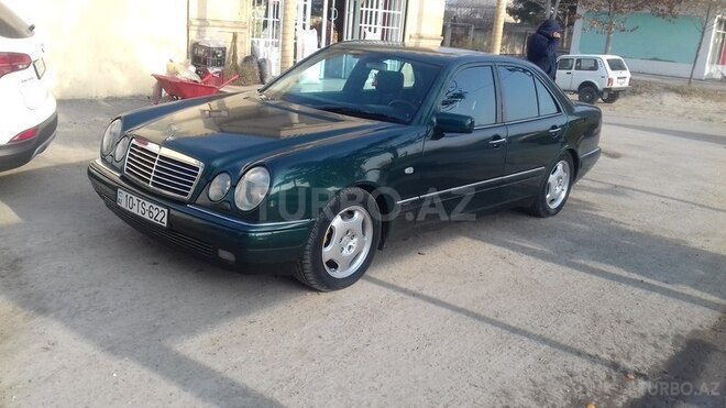 Mercedes E 240 1999, 279,000 km - 2.4 l - Yevlax