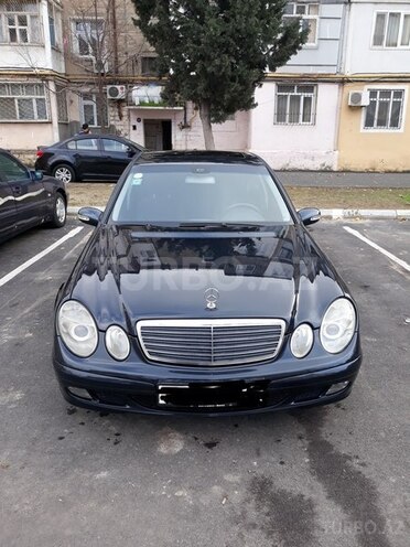 Mercedes E 220 2002, 235,000 km - 2.2 l - Bakı