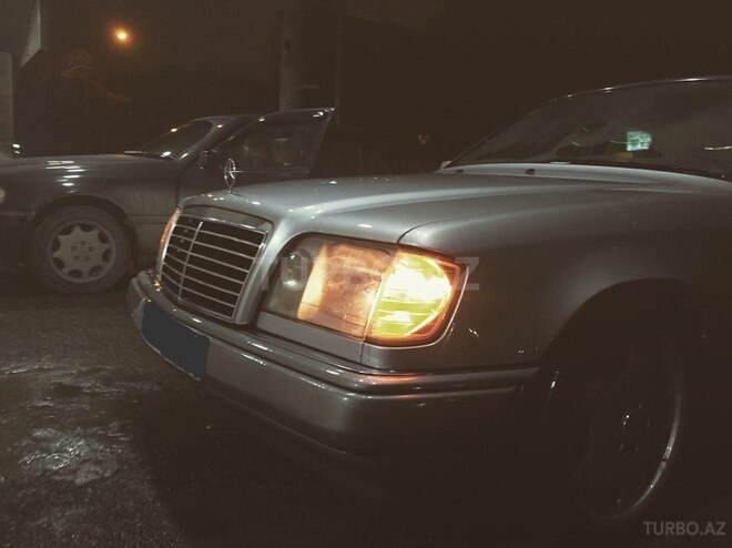 Mercedes E 200 1994, 520,124 km - 2.0 l - Bakı