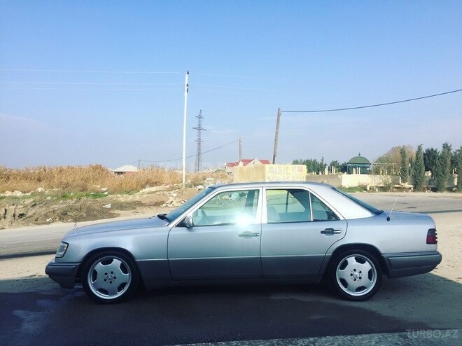 Mercedes E 200 1994, 520,124 km - 2.0 l - Bakı