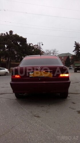 Mercedes C 240 1999, 270,000 km - 2.4 l - Bakı