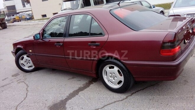 Mercedes C 240 1999, 270,000 km - 2.4 l - Bakı