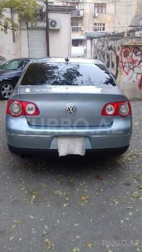 Volkswagen Passat 2005, 220,300 km - 2.0 l - Bakı