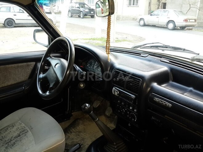 GAZ 31105 2005, 113,000 km - 2.3 l - Sumqayıt