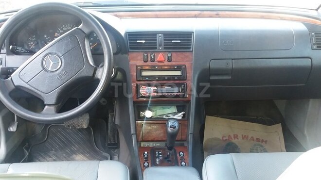 Mercedes C 200 1999, 182,000 km - 2.0 l - Masallı