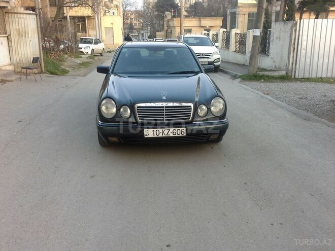 Mercedes E 230 1996, 230,000 km - 2.3 l - Bakı