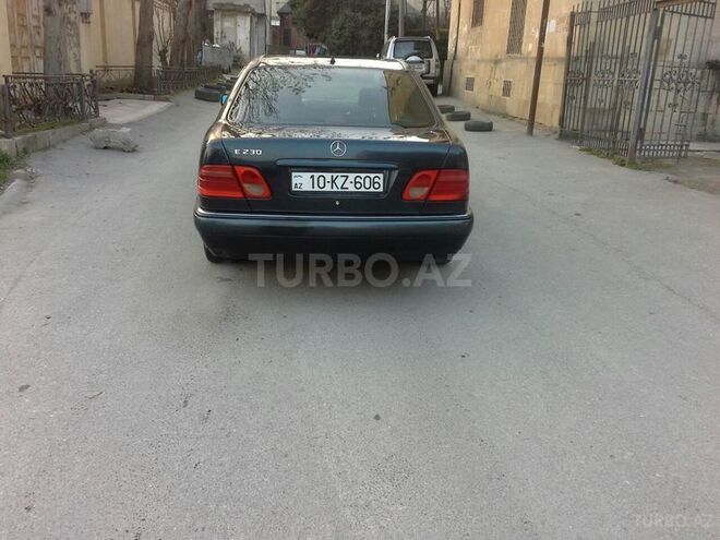 Mercedes E 230 1996, 230,000 km - 2.3 l - Bakı