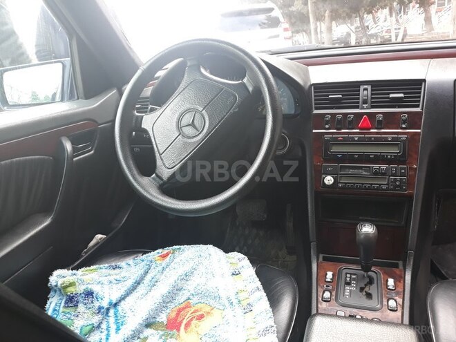Mercedes C 240 1999, 317,000 km - 0.3 l - Bakı