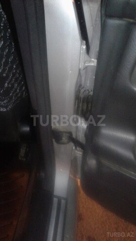 Mercedes E 220 2000, 288,213 km - 2.2 l - Bakı