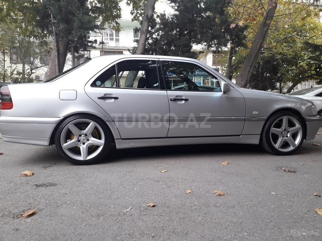 Mercedes C 240 1998, 170,000 km - 2.4 l - Bakı