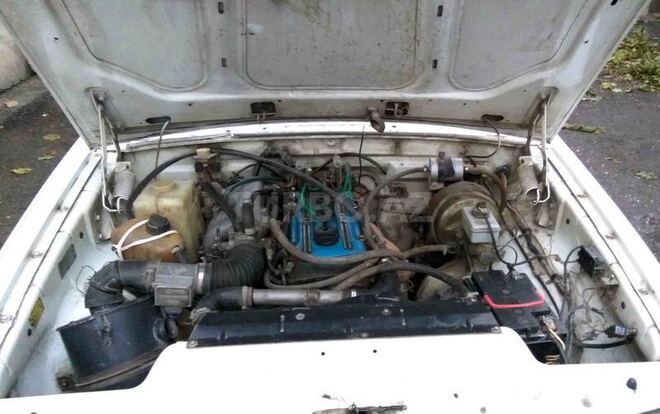 GAZ 3110 1998, 220,000 km - 2.3 l - Quba