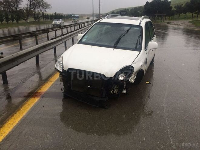 Kia Carens 2011, 175,000 km - 2.0 l - Füzuli