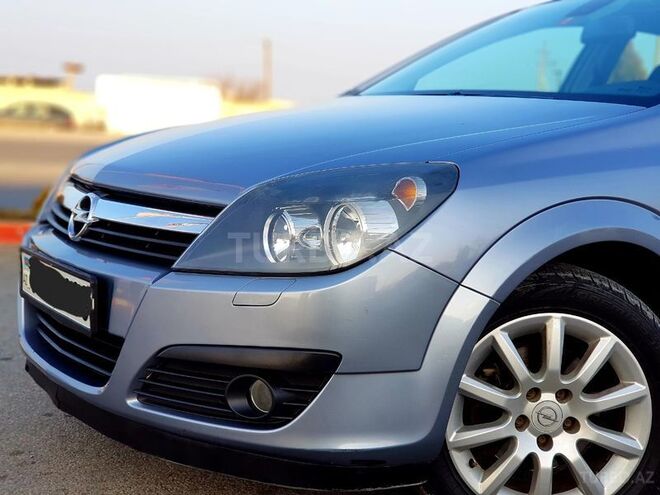 Opel Astra 2006, 245,000 km - 1.8 l - Gəncə