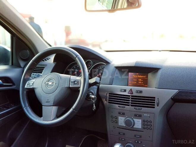 Opel Astra 2006, 245,000 km - 1.8 l - Gəncə