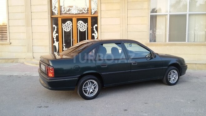 Opel Vectra 1994, 245,000 km - 1.7 l - Bakı