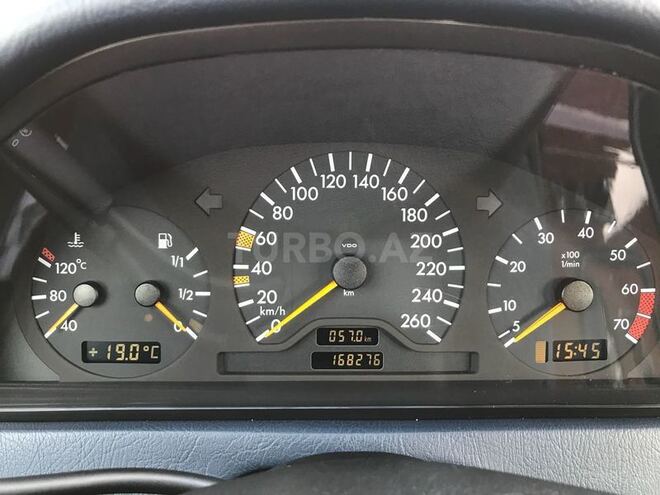 Mercedes C 240 2000, 168,276 km - 2.4 l - Bakı
