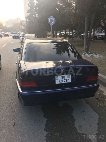 Mercedes C 240 1999, 345,000 km - 2.4 л - Xırdalan