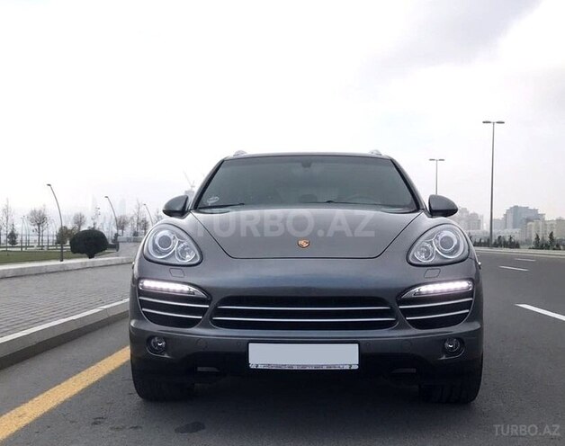 Porsche Cayenne 2014, 51,000 km - 3.6 л - Bakı