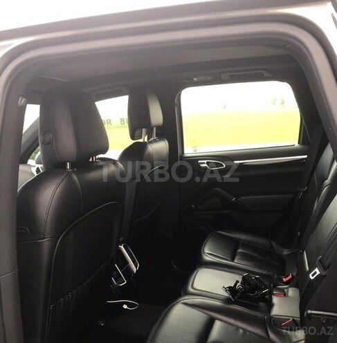 Porsche Cayenne 2014, 51,000 km - 3.6 л - Bakı