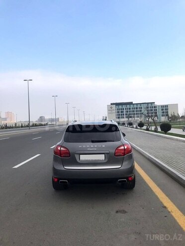 Porsche Cayenne 2014, 51,000 km - 3.6 л - Bakı