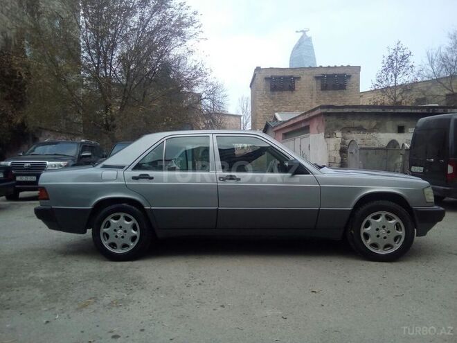 Mercedes 190 1991, 300,000 km - 2.0 l - Bakı