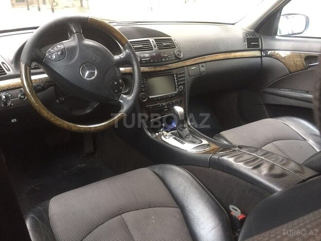 Mercedes E 240 2003, 240,000 km - 2.6 l - Sumqayıt