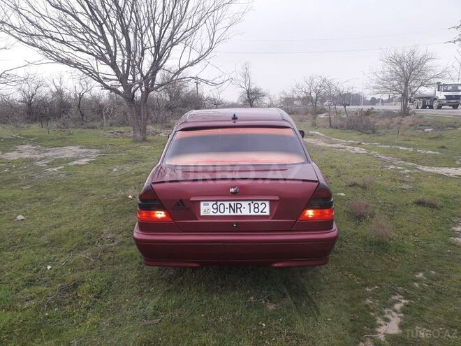 Mercedes C 180 1997, 245,000 km - 1.8 l - Sumqayıt