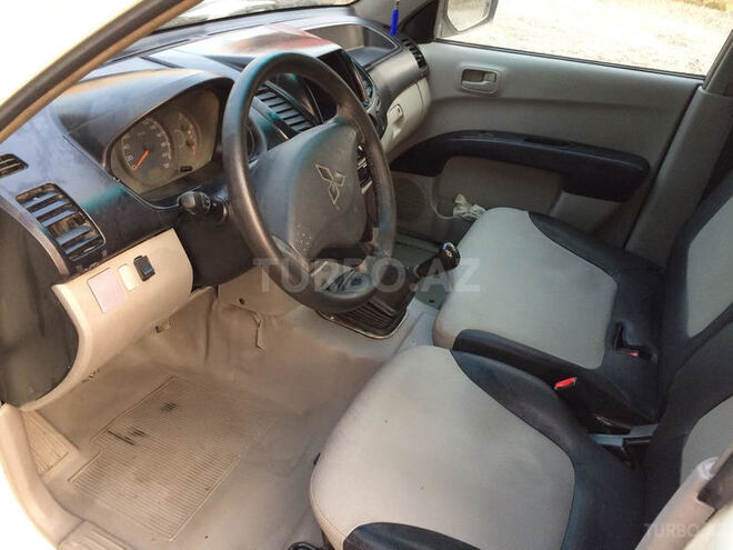 Mitsubishi L200 2008, 136,000 km - 2.5 l - Bakı