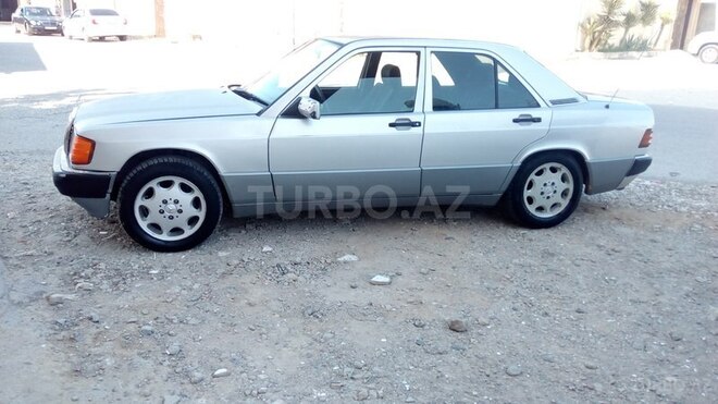 Mercedes 190 1993, 300,000 km - 1.8 l - Bakı