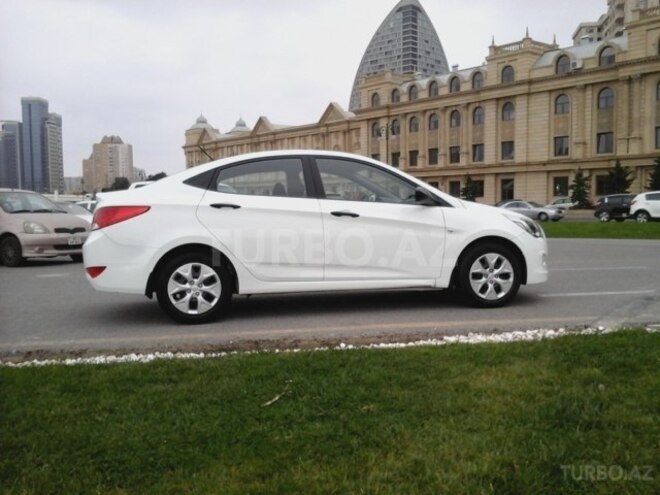 Hyundai Accent 2014, 60,000 km - 1.6 l - Bakı