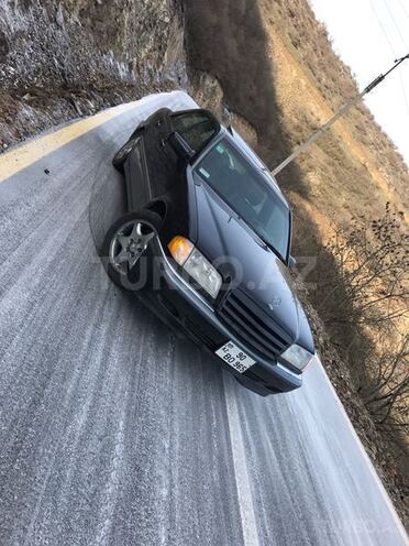 Mercedes C 230 2000, 242,000 km - 2.3 l - Bakı
