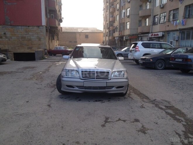 Mercedes C 230 1998, 213,780 km - 2.3 л - Bakı
