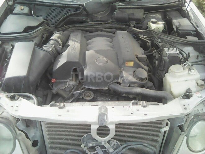 Mercedes E 240 1999, 250,000 km - 2.4 l - Bərdə