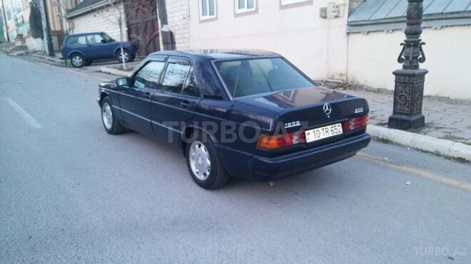 Mercedes 190 1991, 262,000 km - 2.0 l - Şamaxı