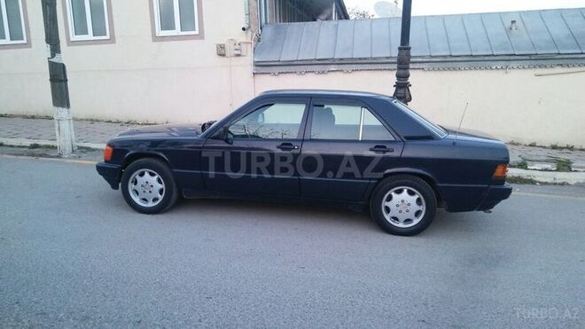 Mercedes 190 1991, 262,000 km - 2.0 l - Şamaxı
