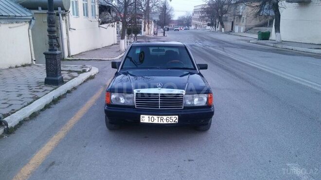 Mercedes 190 1991, 262,000 km - 2.0 l - Şamaxı