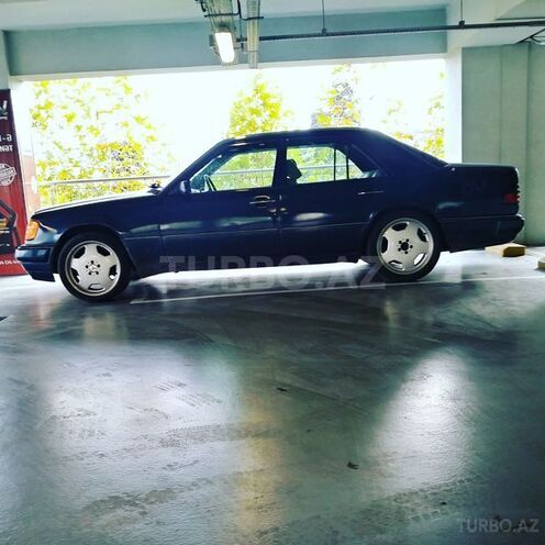 Mercedes E 260 1990, 450,000 km - 2.6 l - Bakı