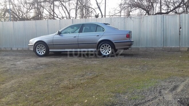BMW 523 1998, 315,000 km - 0.3 л - Ağdaş