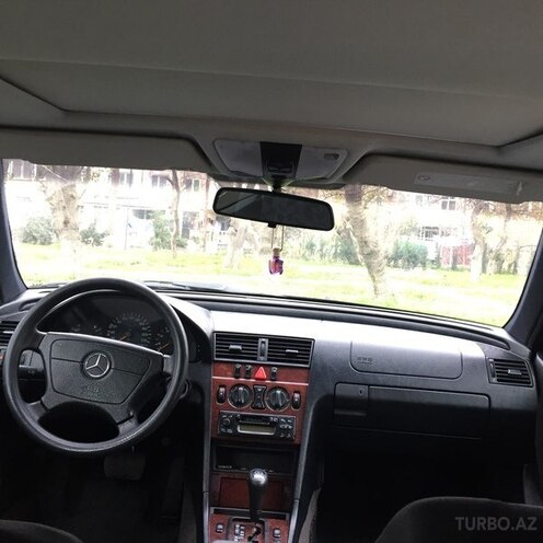 Mercedes C 180 1999, 194,563 km - 1.8 l - Bakı