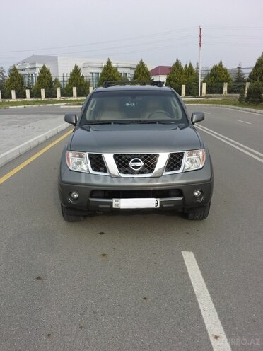 Nissan Pathfinder 2005, 298,452 km - 4.0 l - Ağdaş